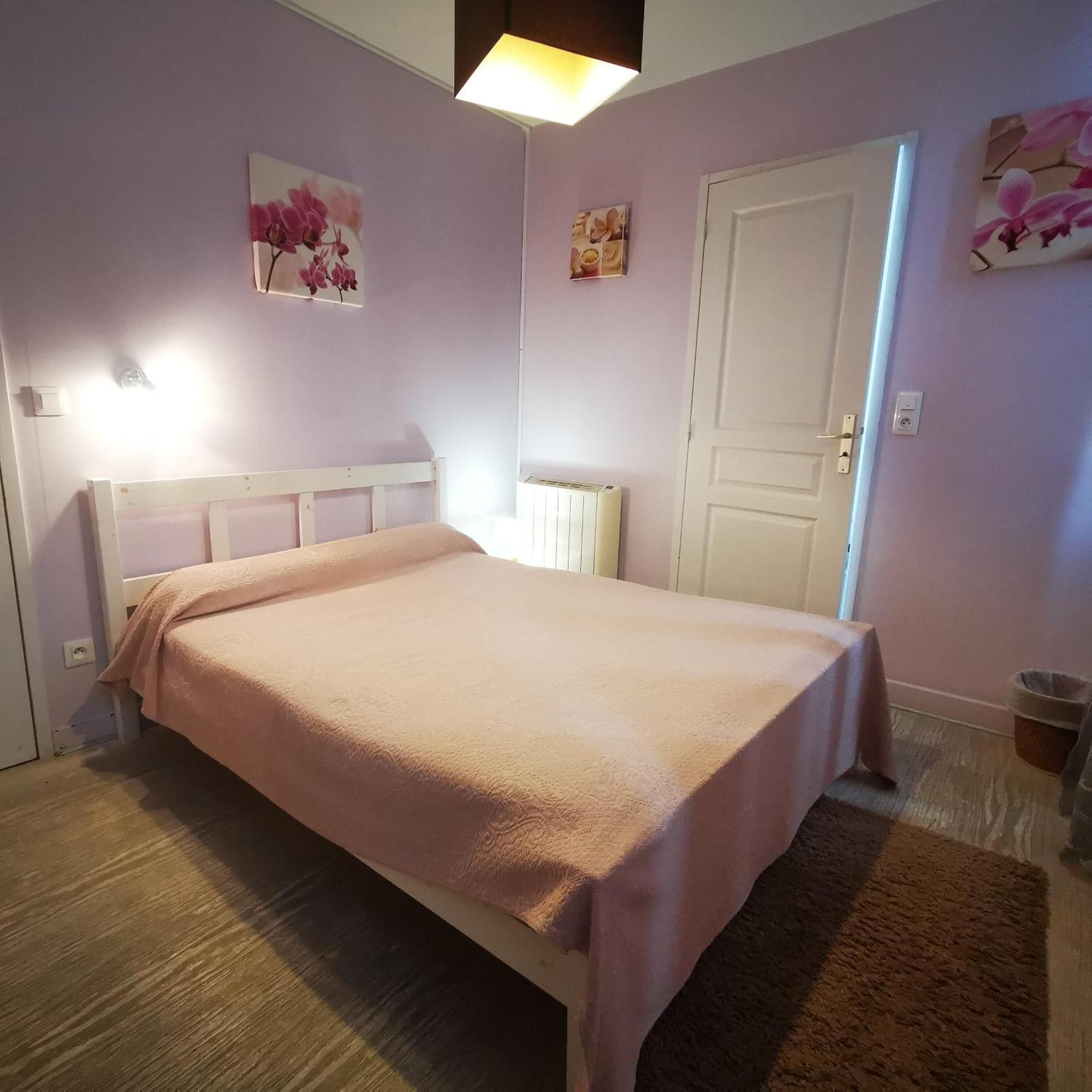 Logis Hotel & Restaurant Le Saint Savinien Eksteriør bilde